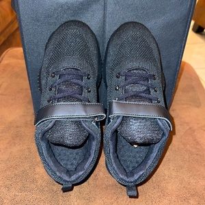 Casbeam Girls Breathable Sneakers SZ 37 (US 5.5) All Black New